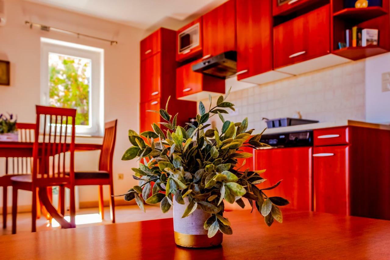 Abby Apartman Kornić Kültér fotó