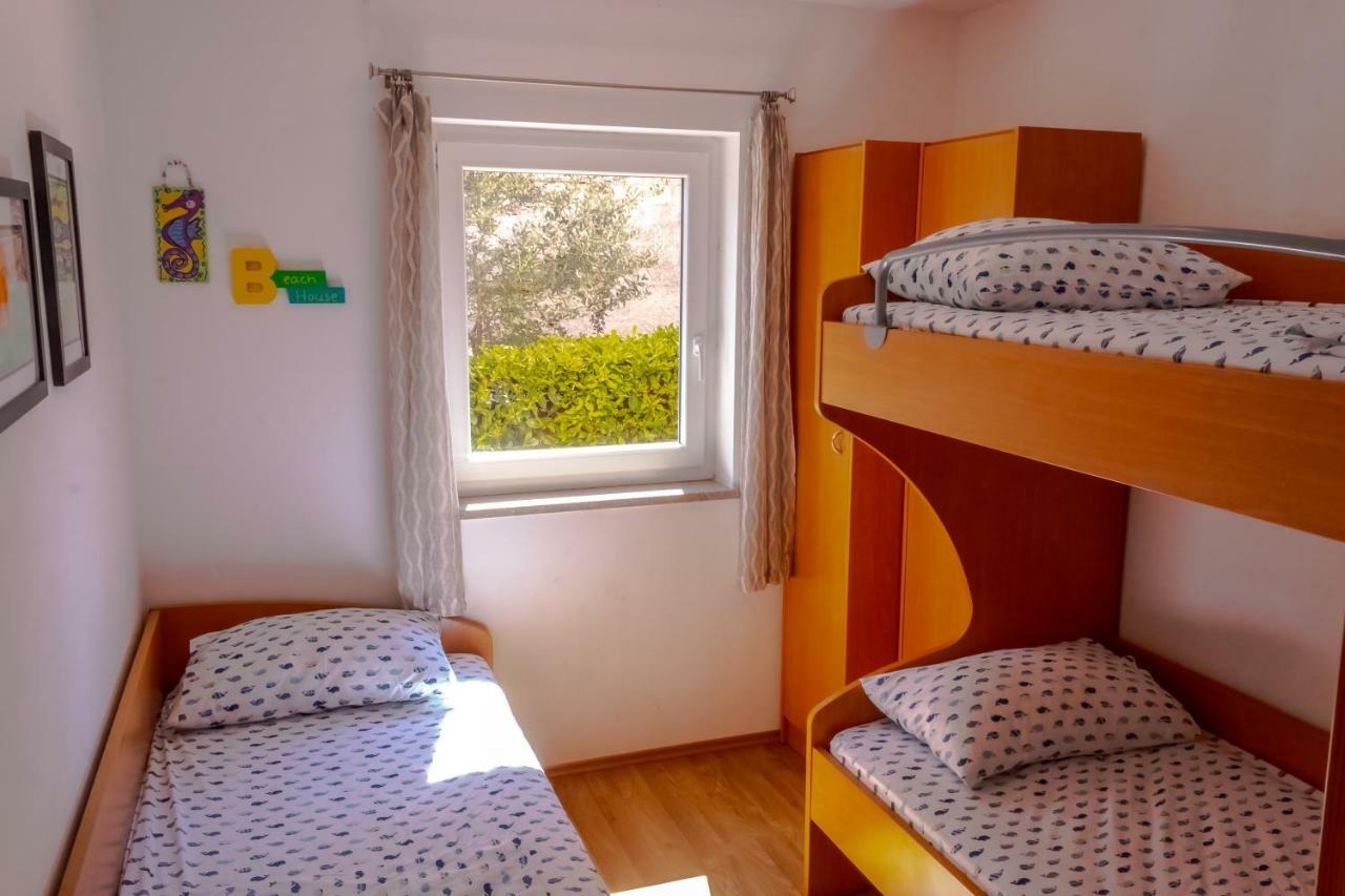 Abby Apartman Kornić Kültér fotó